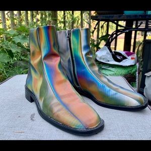 Intervalle Colour shifting Chelsea boots